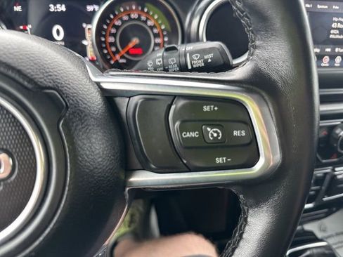 Used 2021 Jeep Wrangler Unlimited Sahara AWD/4WD image 22