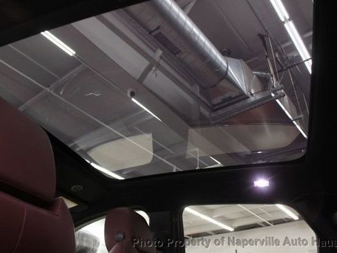 Used 2024 Jaguar E-PACE R-Dynamic SE image 37