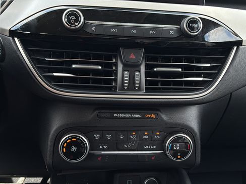 Used 2020 Ford Escape SE Sport FWD image 21
