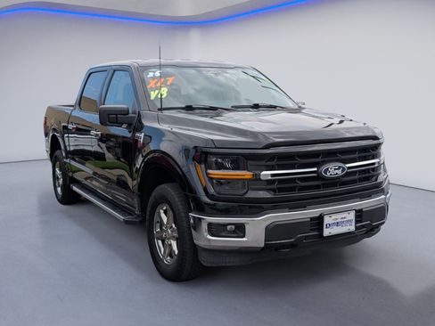 Used 2025 Ford F150 XLT w/ Equipment Group 301A Standard AWD/4WD image 5
