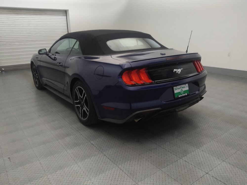Used 2018 Ford Mustang Premium w/ Equipment Group 201A RWD image 5