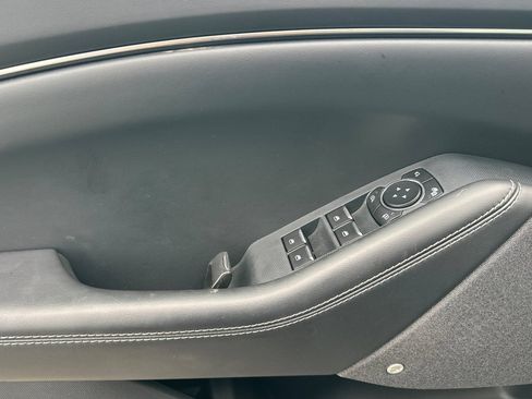 Used 2025 Ford Mustang Mach-E Premium AWD/4WD image 10
