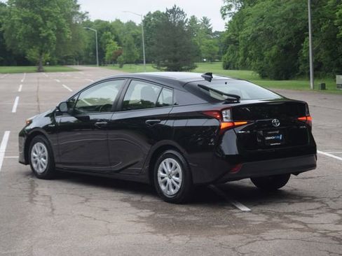 Used 2021 Toyota Prius LE FWD image 22