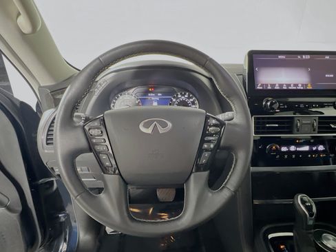 Used 2024 INFINITI QX80 Luxe RWD image 18