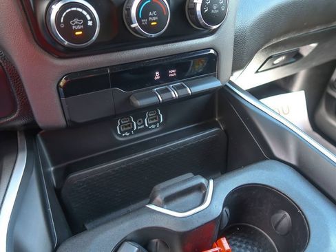 Used 2022 RAM 1500 Big Horn AWD/4WD image 50