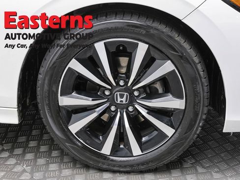 Used 2024 Honda Civic EX image 29
