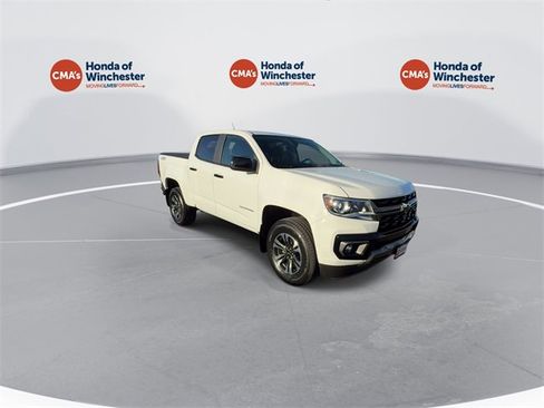 Used 2022 Chevrolet Colorado Z71 image 2