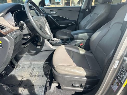 Used 2017 Hyundai Santa Fe Sport FWD image 14