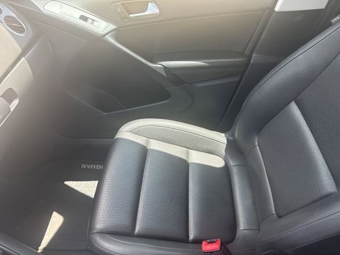Used 2016 Volkswagen Tiguan S FWD image 16