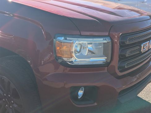 Used 2020 GMC Canyon SLE w/ Driver Alert Package image 4