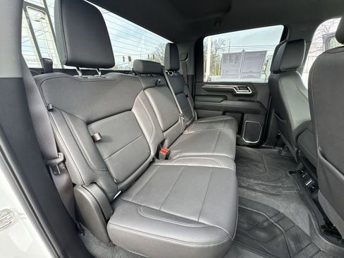 Certified 2024 Chevrolet Silverado 2500 LTZ image 23