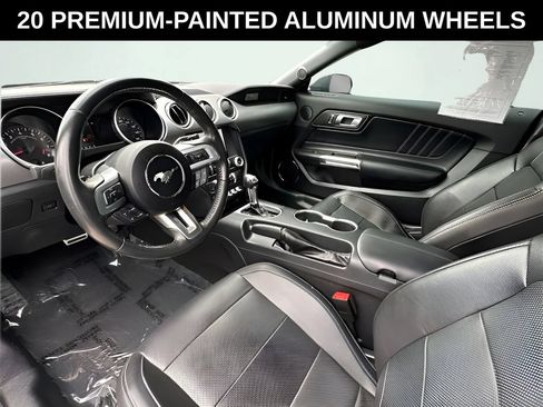 Used 2019 Ford Mustang GT Premium RWD image 5