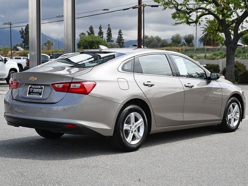 Used 2024 Chevrolet Malibu LT FWD image 4