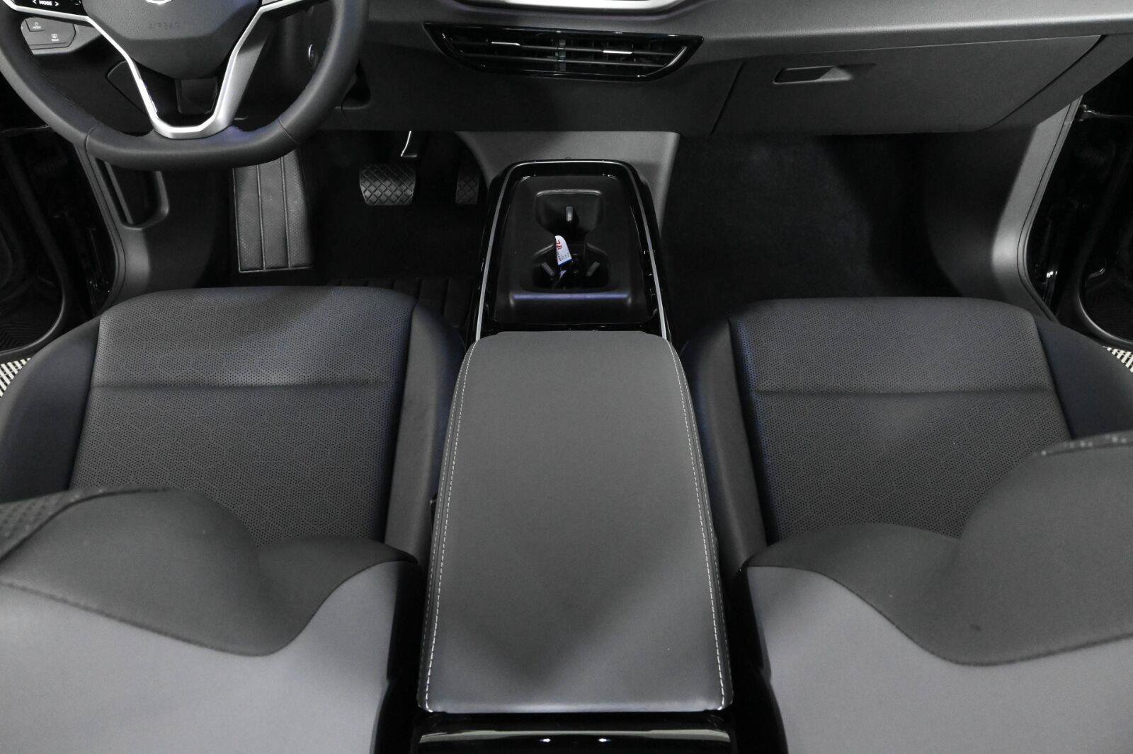 Certified 2023 Volkswagen ID.4 Pro S RWD image 16