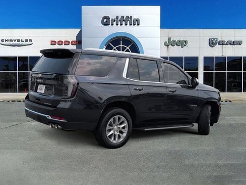 Used 2025 Chevrolet Tahoe Premier RWD image 4