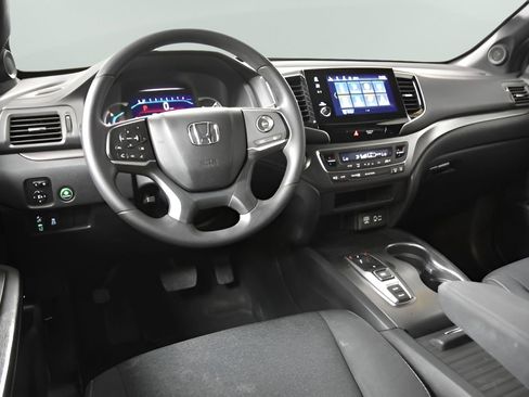 Used 2021 Honda Passport Sport image 32
