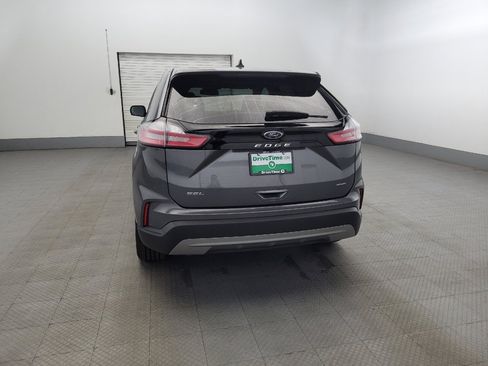Used 2024 Ford Edge SEL image 6