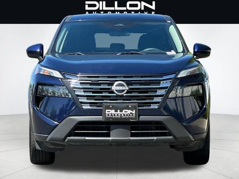 Used 2024 Nissan Rogue SV AWD/4WD image 9
