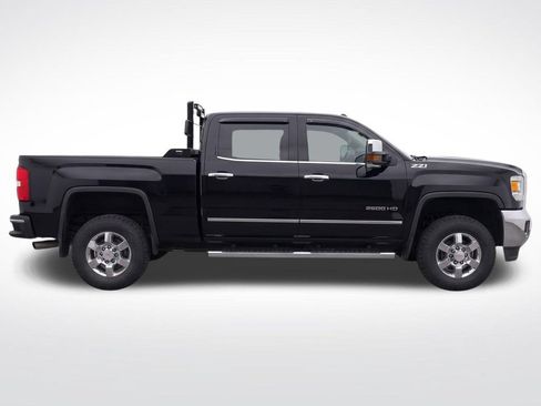 Used 2017 GMC Sierra 2500 SLT w/ Snow Plow Prep Package AWD/4WD image 10