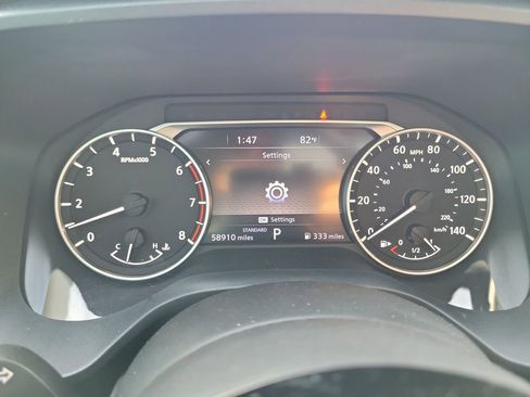 Used 2023 Nissan Rogue SL w/ SL Premium Package image 7