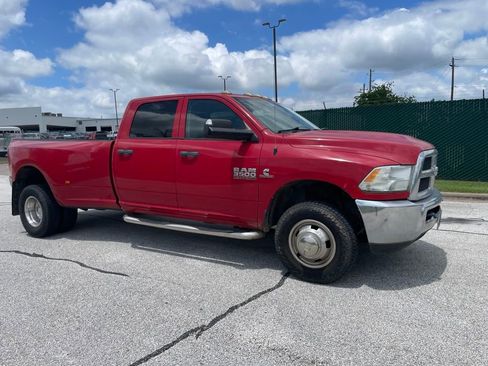 Used 2015 RAM 3500 Tradesman w/ Chrome Appearance Group AWD/4WD image 2