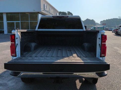 Used 2024 Chevrolet Silverado 2500 LTZ w/ LTZ Plus Package AWD/4WD image 13