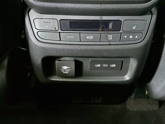 Certified 2025 Honda Pilot Black Edition image 11