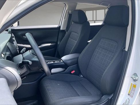 Certified 2025 Honda HR-V LX image 20