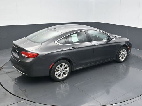 Used 2015 Chrysler 200 Limited w/ Convenience Group image 21