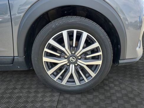 Used 2021 Nissan Kicks SV FWD image 34