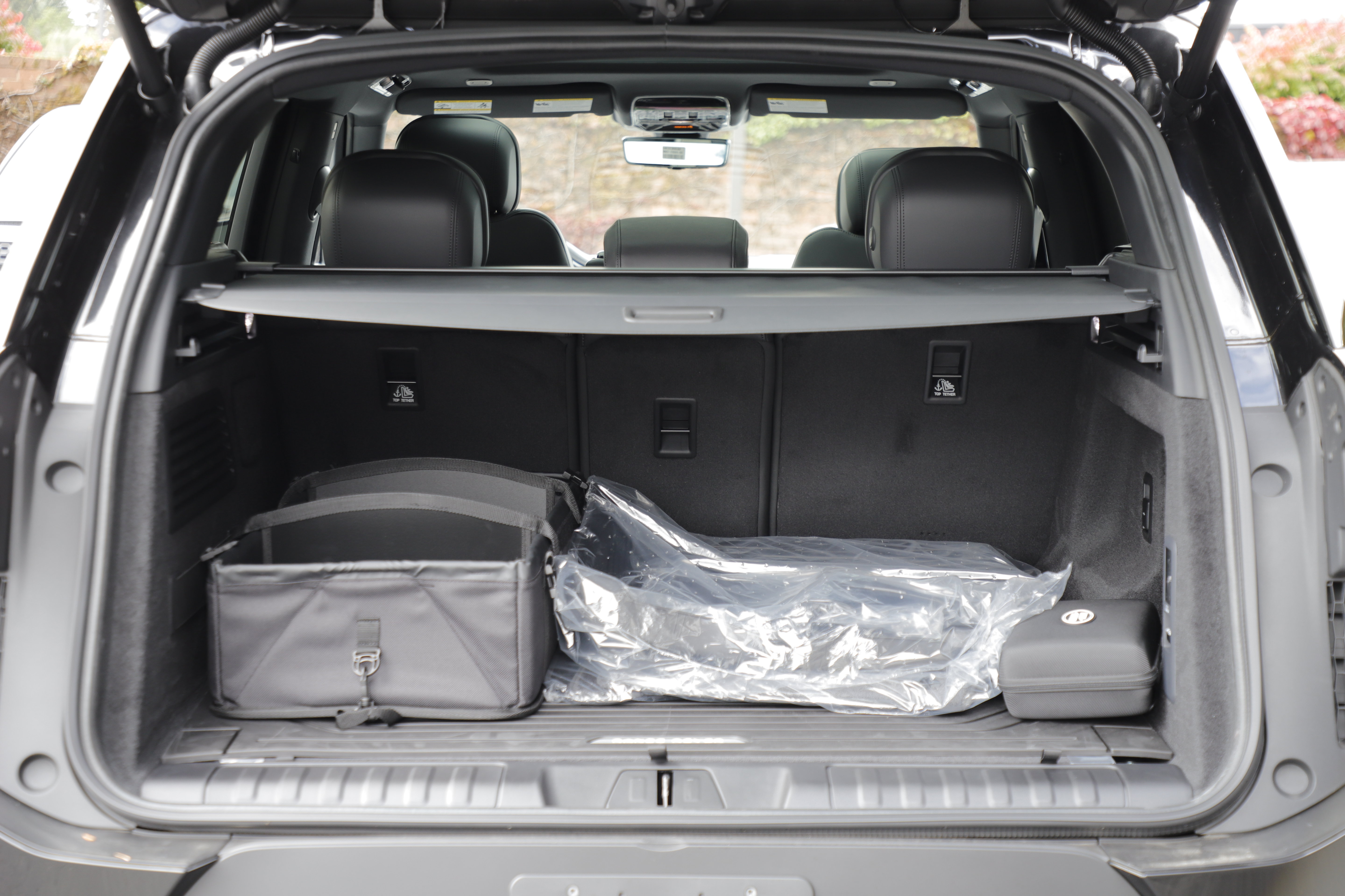 New 2026 Land Rover Range Rover Sport SE AWD/4WD image 14