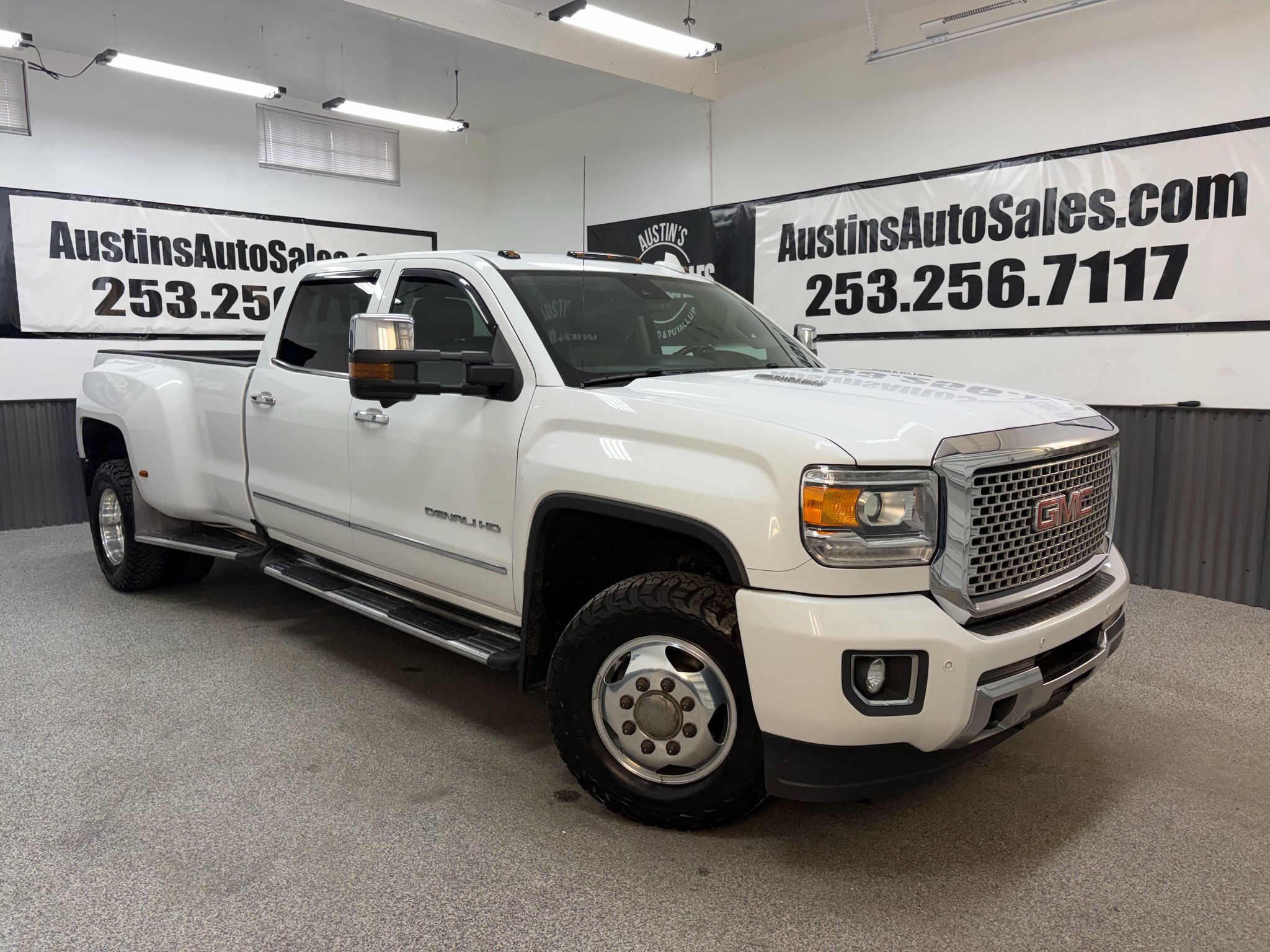 Used 2016 GMC Sierra 3500 Denali w/ Driver Alert Package AWD/4WD image 1