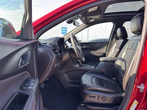 Used 2023 Chevrolet Equinox RS w/ RS Leather Package image 11