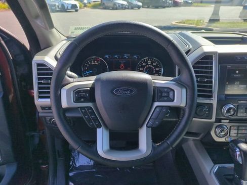 Used 2015 Ford F150 Lariat w/ Equipment Group 502A Luxury AWD/4WD image 17
