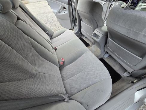 Used 2011 Toyota Camry LE w/ LE Extra-Value Pkg image 22