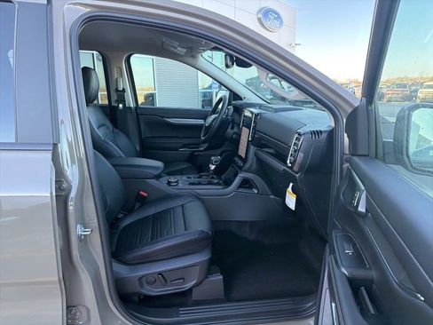 New 2025 Ford Ranger Lariat w/ FX4 Off-Road Package image 25