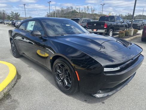 New 2025 Dodge Charger Daytona R/T w/ Quick Order Package 25M R/T image 4