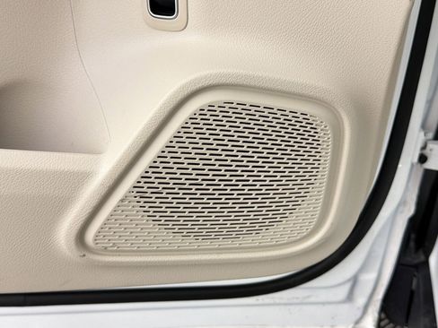 New 2026 Mercedes-Benz GLB 250 4MATIC image 21