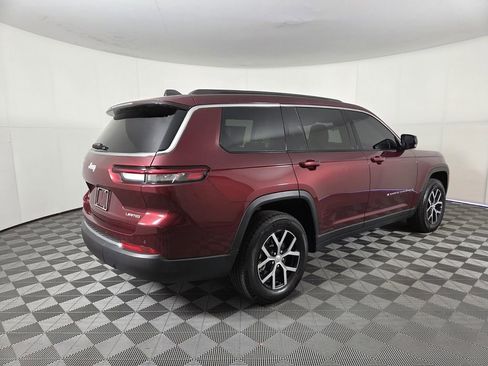 Certified 2025 Jeep Grand Cherokee L Limited w/ Trailer Tow Package image 5