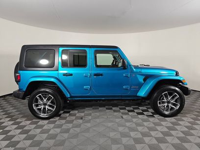 Used 2024 Jeep Wrangler Unlimited w/ Convenience Group