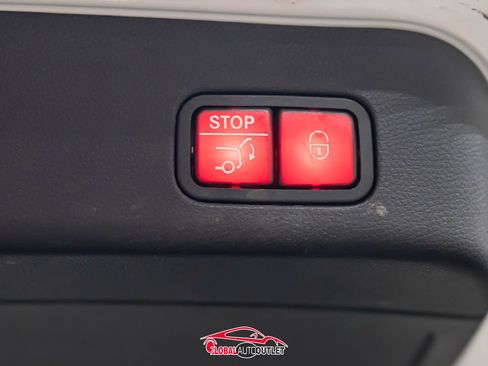 Used 2016 Mercedes-Benz GLE 350 w/ Premium Package image 49