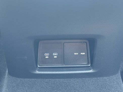 Used 2024 Volkswagen Atlas Cross Sport SEL Premium R-Line AWD/4WD image 23
