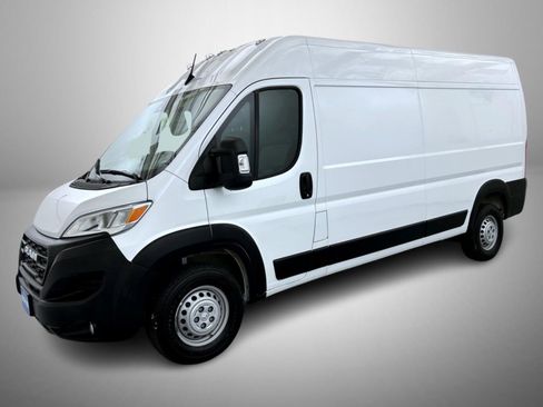 Used 2025 RAM ProMaster 2500 w/ Convenience Group FWD image 1