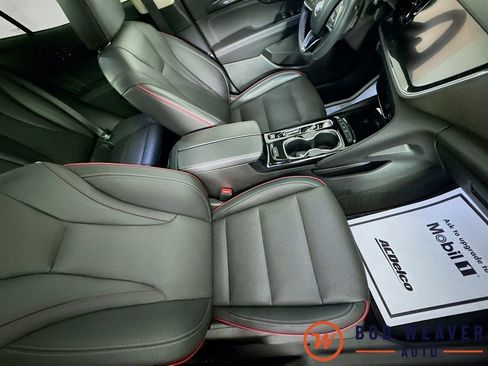 Used 2023 Buick Envision Essence w/ Sport Touring Package image 31