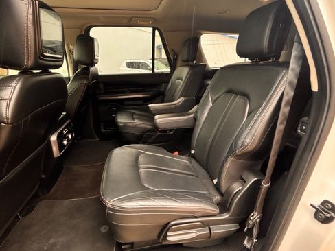 Certified 2018 Ford Expedition Max Platinum image 24