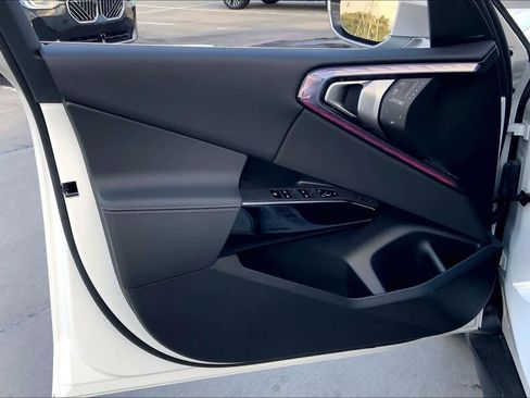 Used 2026 BMW X3 xDrive30 w/ Premium Package image 10