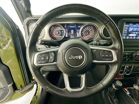 Used 2021 Jeep Wrangler Unlimited Rubicon w/ LED Lighting Group AWD/4WD image 11