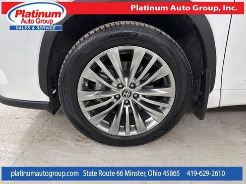 Used 2022 Toyota Highlander Platinum image 52
