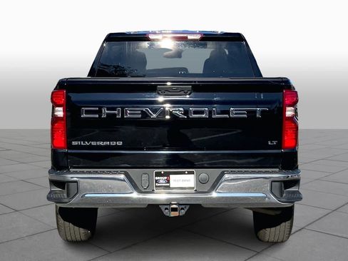 Used 2022 Chevrolet Silverado 1500 LT image 4