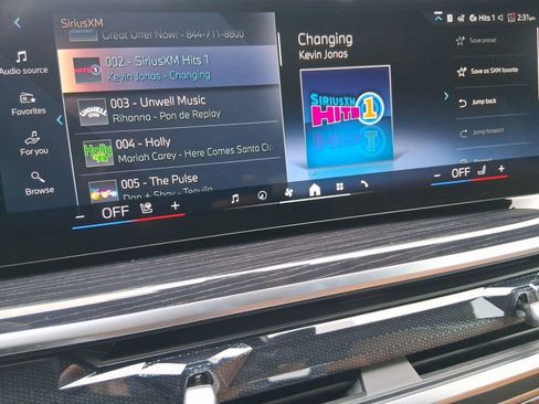 New 2026 BMW X6 xDrive40i w/ Executive Package image 26